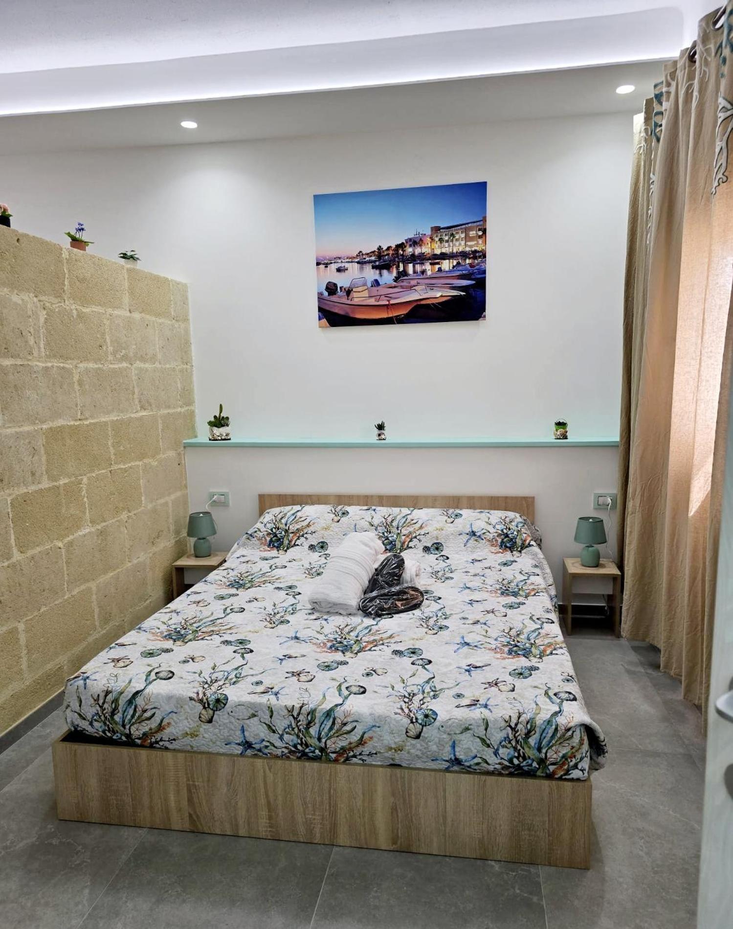 Aquamarina Rooms Порто-Чезарео Экстерьер фото